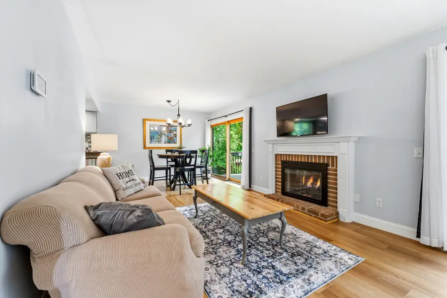245 Ballantrae Court, Kalamazoo, MI 49006 - #2