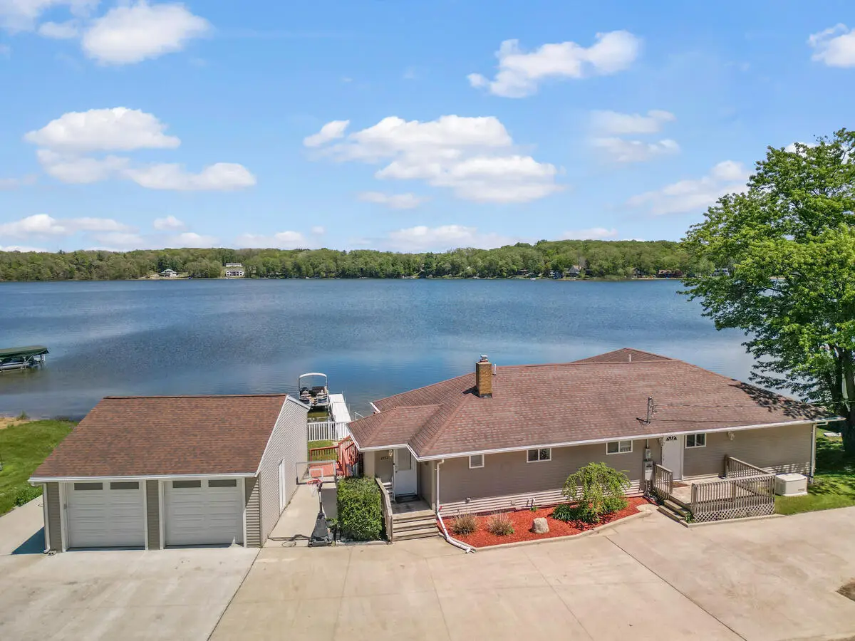 2772 S Wisner Avenue, Fremont, MI 49412 - #1