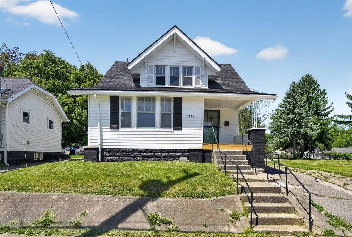 2110 S Grand Traverse Street, Flint, MI 48503 - #1
