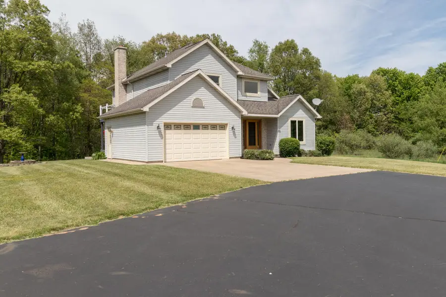 1875 E E Drive S, East Leroy, MI 49051 - #2