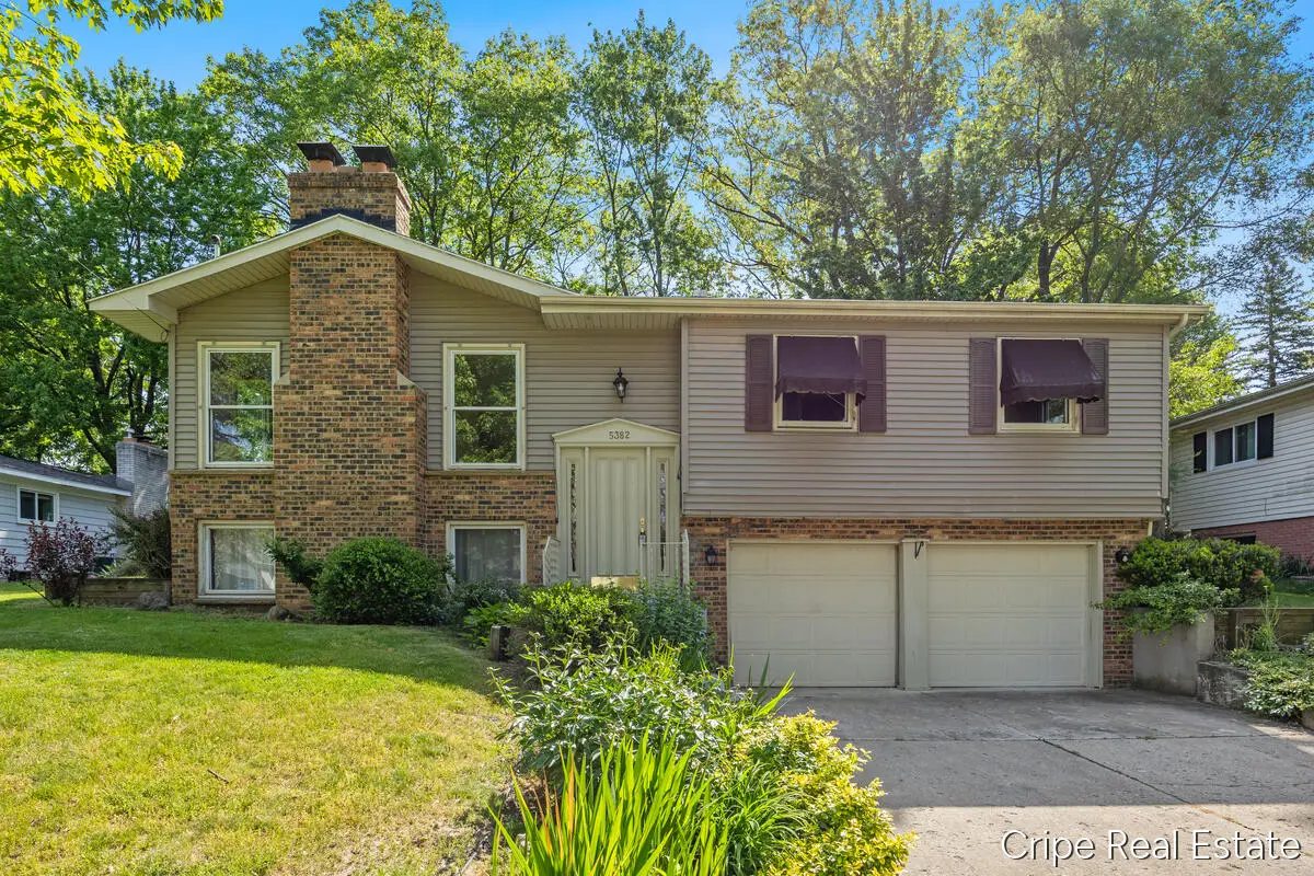 5382 Burgis Avenue Se, Grand Rapids, MI 49508 - #1