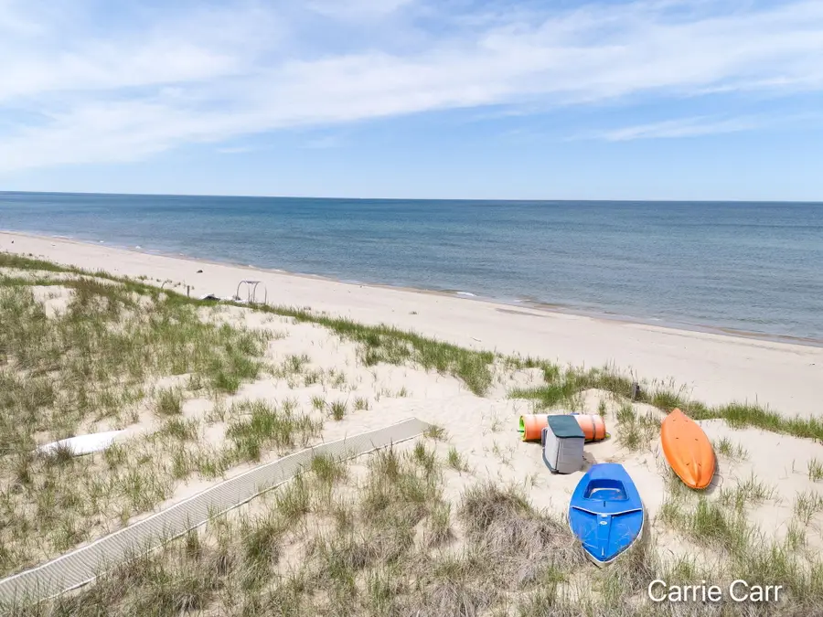 2421 N Idlewood, Holland, MI 49424 - #3