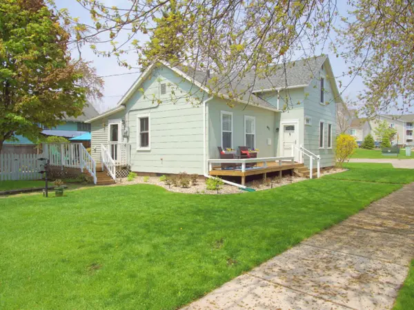 621 N 5th Street, Grand Haven, MI 49417