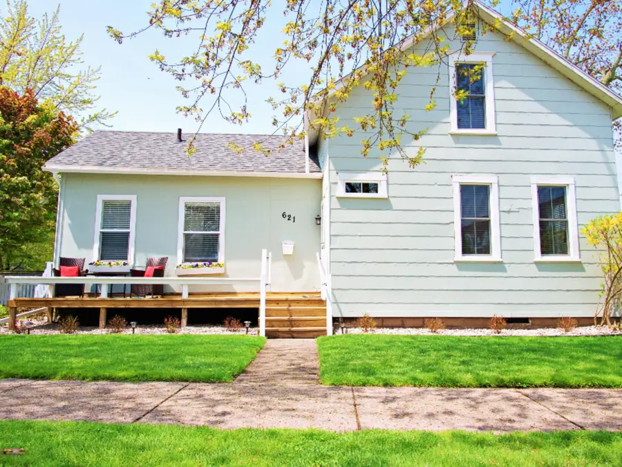 621 N 5th Street, Grand Haven, MI 49417 - #2