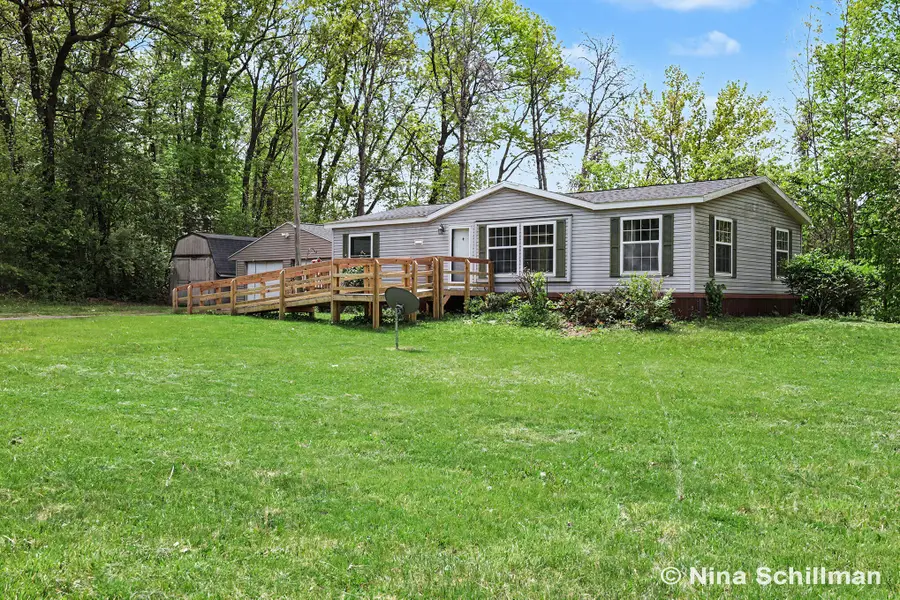 12150 Woodland Park Drive Ne, Belding, MI 48809 - #2