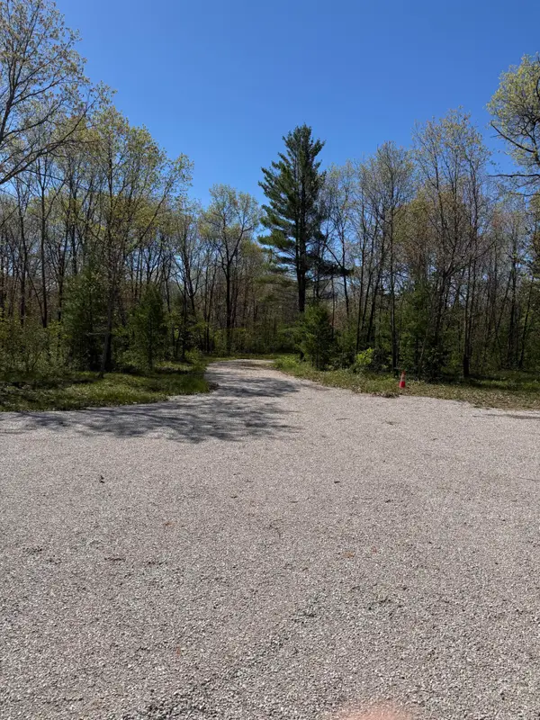 390 Renaissance Drive, Manistee, MI 49660