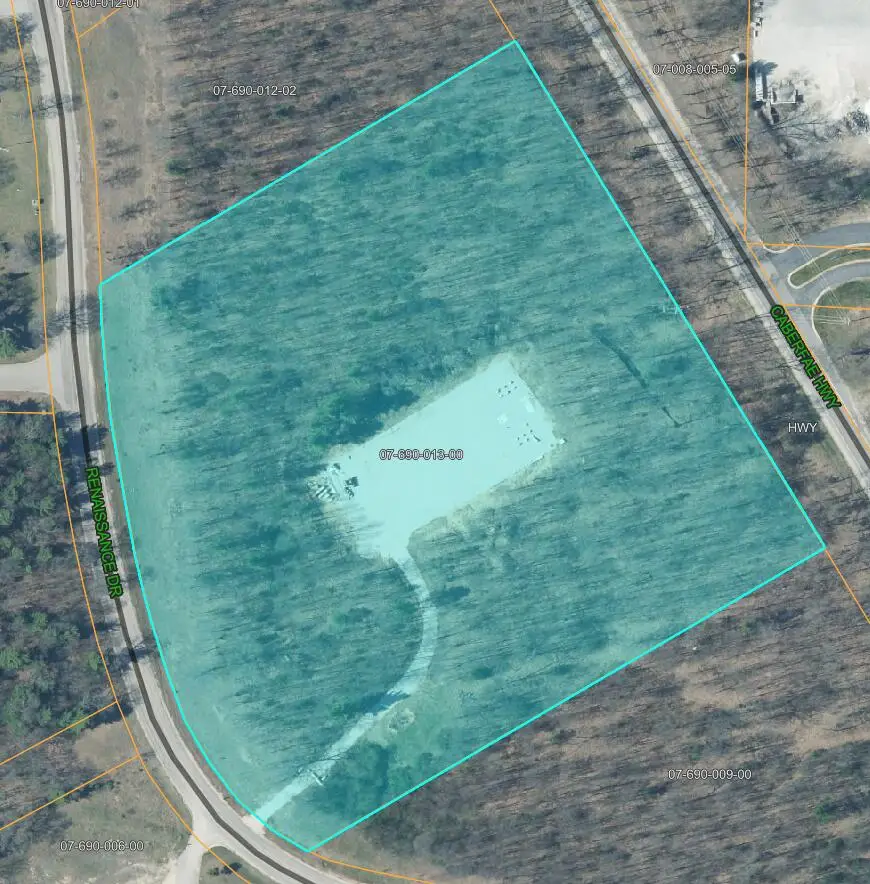 390 Renaissance Drive, Manistee, MI 49660 - #2