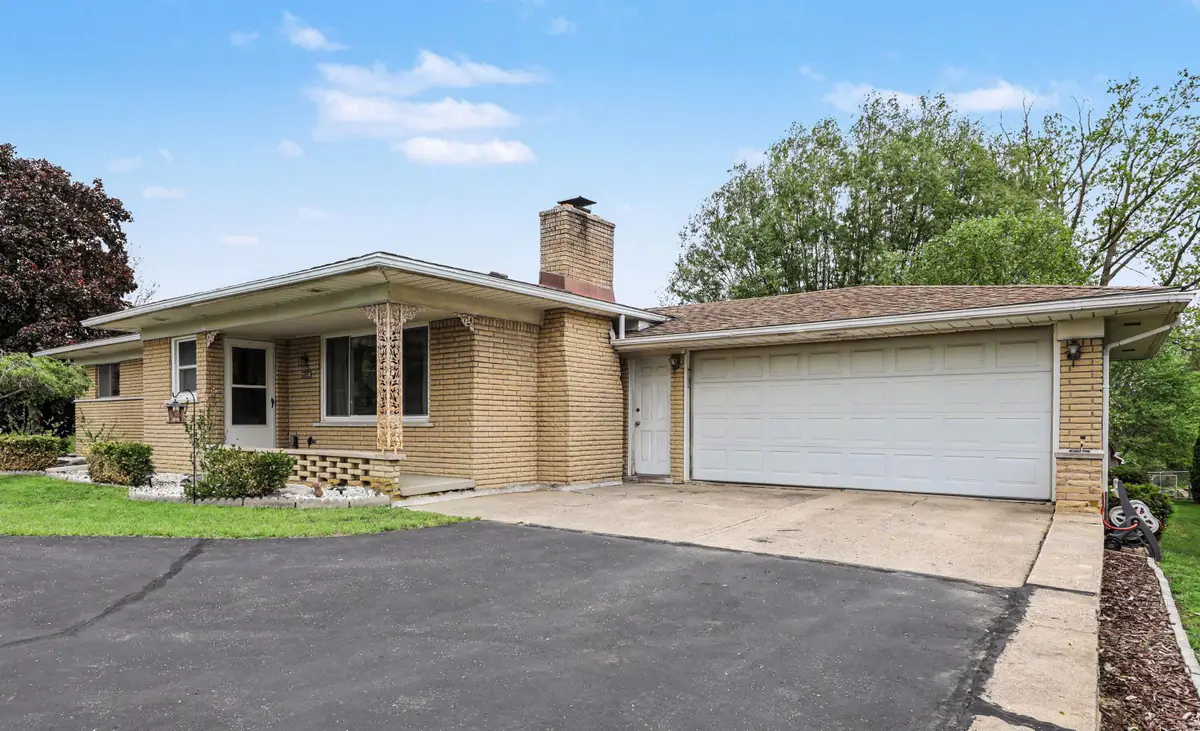 59126 Romeo Plank Road, Ray, MI 48096 - #1