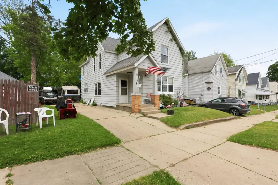 1121 Crosby Street Nw, Grand Rapids, MI 49504 - #2