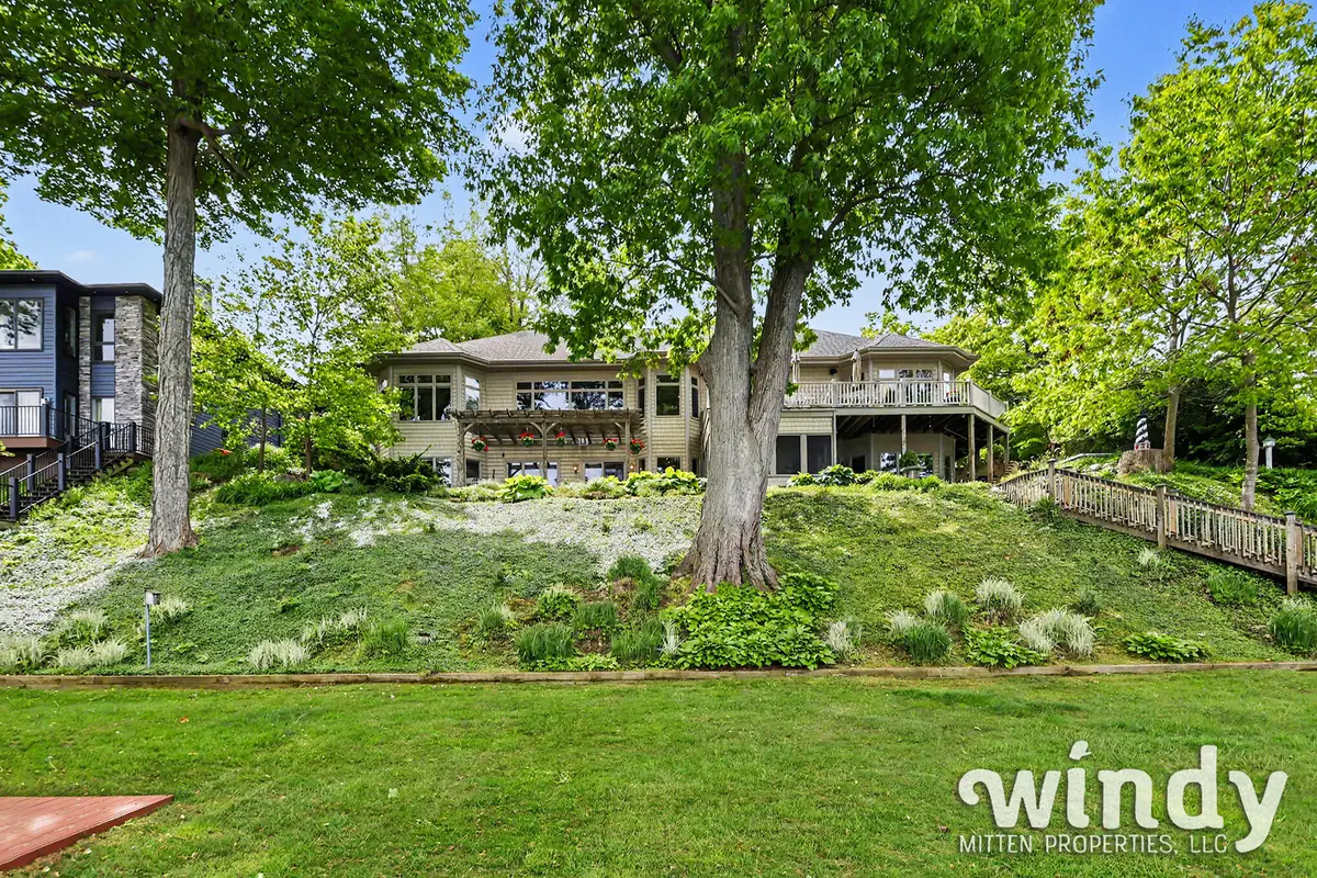 7897 Lakewood Drive, Coloma, MI 49038 - #1