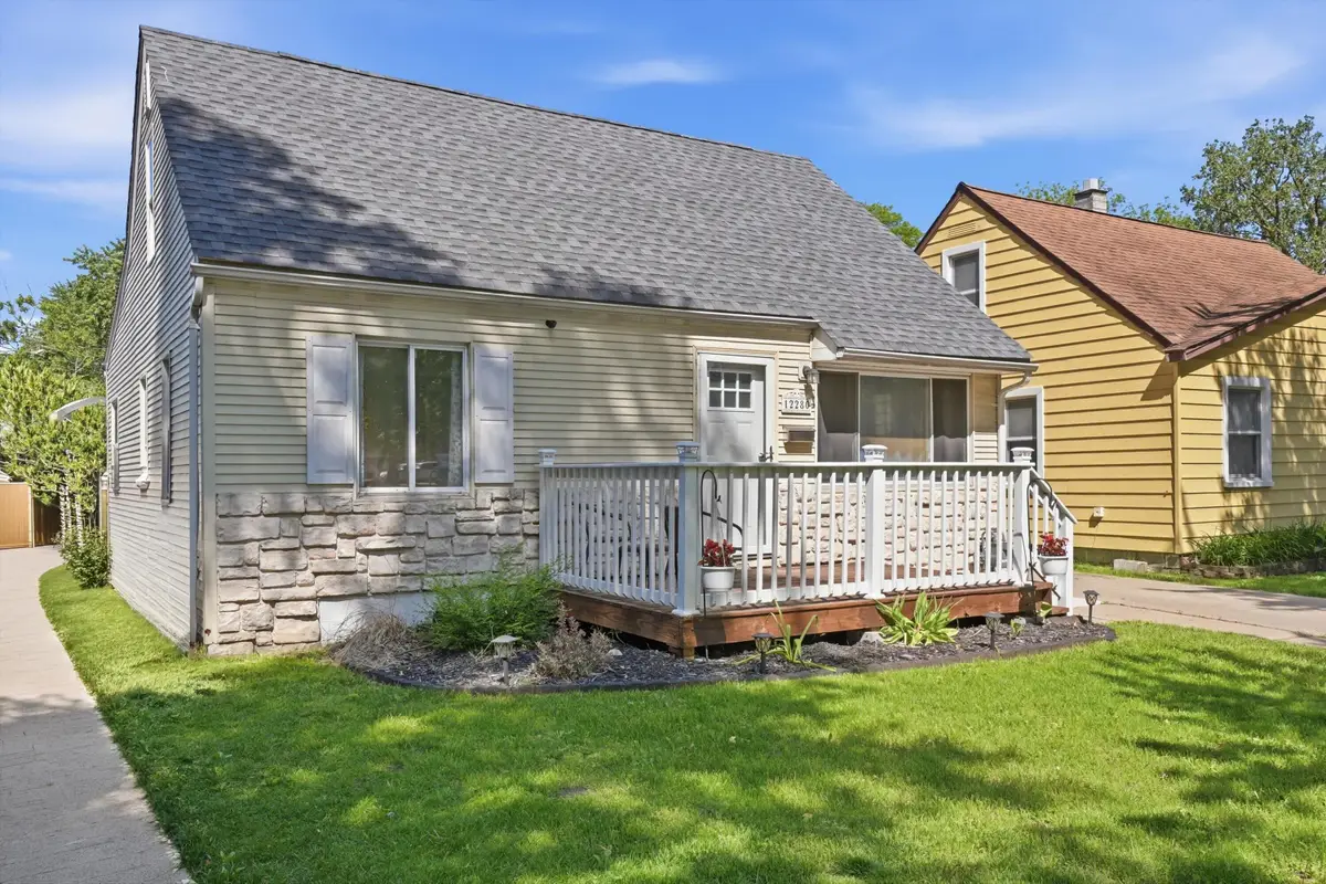 12280 Syracuse Street, Taylor, MI 48180 - #1