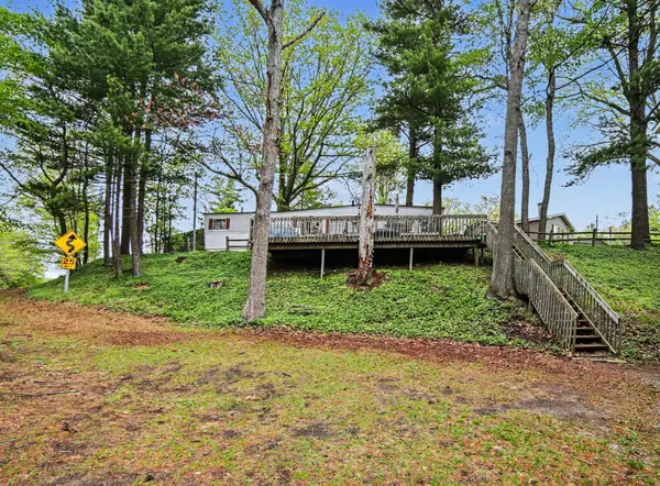 8408 W Easy Street, Mears, MI 49436