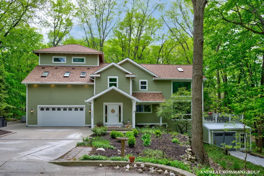 17300 Trillium Ridge, West Olive, MI 49460 - #2