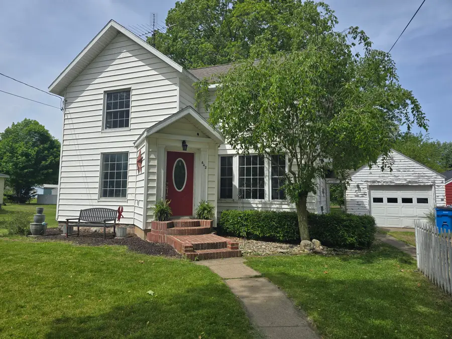 642 Maple Street, Colon, MI 49040 - #3