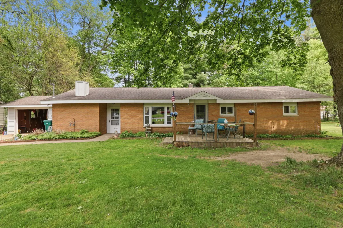 2205 S Broadway Street, Hastings, MI 49058 - #1