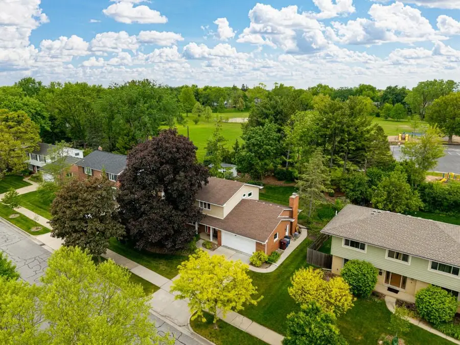 2228 Delaware Drive, Ann Arbor, MI 48103 - #2