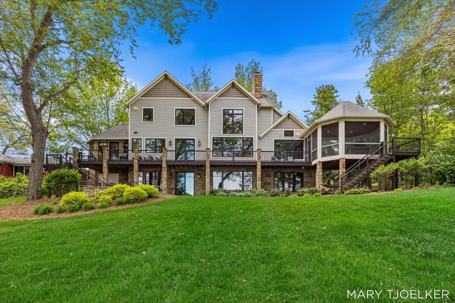 3516 Goodwood Drive Se, Grand Rapids, MI 49546 - #3