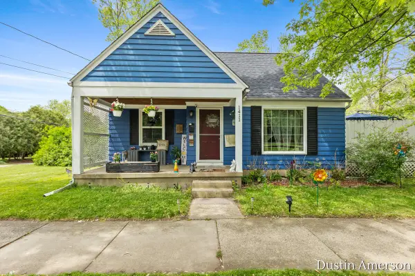 1411 Lewison Avenue Ne, Grand Rapids, MI 49505