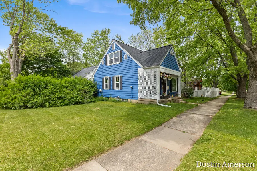 1411 Lewison Avenue Ne, Grand Rapids, MI 49505 - #2