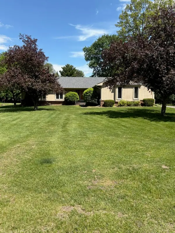 3153 Bendelow Road, Rochester Hills, MI 48307