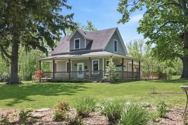 7780 W East Road, Three Oaks, MI 49128