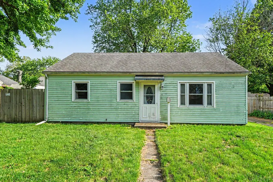 412 W Lafayette Street, Sturgis, MI 49091 - #2