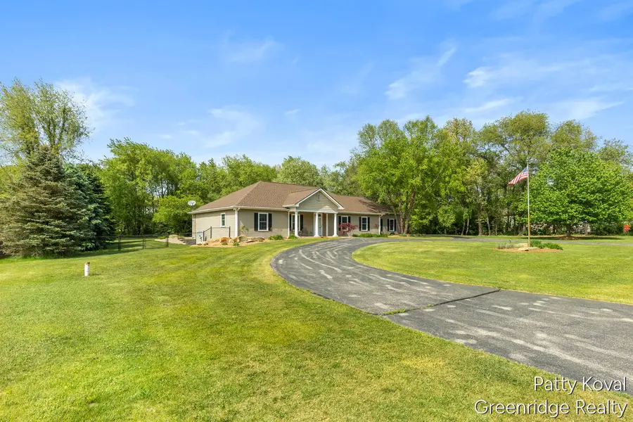 4454 Foxmoor Court, Middleville, MI 49333 - #2