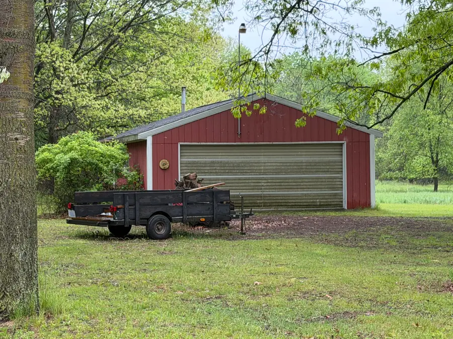 6242 Hawley Highway, Belding, MI 48809 - #2