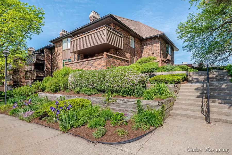 3181 Charlevoix Drive Se #203, Grand Rapids, MI 49546 - #3