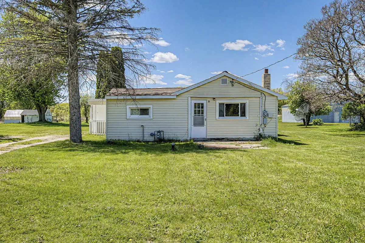 11641 17 Mile Road, Marshall, MI 49068 - #1