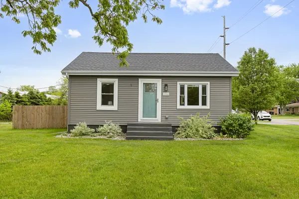 2366 W Glenlord Road, Stevensville, MI 49127