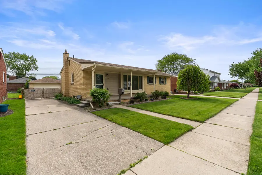 3233 Grange Road, Trenton, MI 48183 - #2