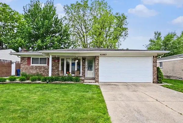 42967 Saxony Road, Canton, MI 48187