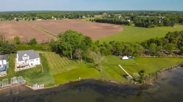11765 W Indian Lake, Vicksburg, MI 49097