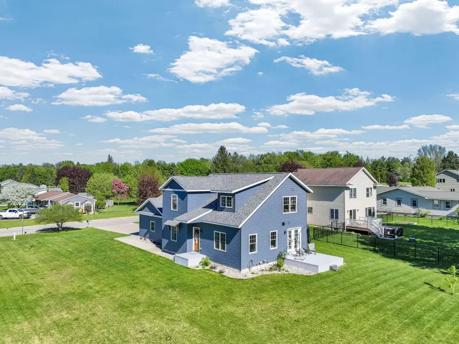 100 Vine Street, Cadillac, MI 49601 - #2