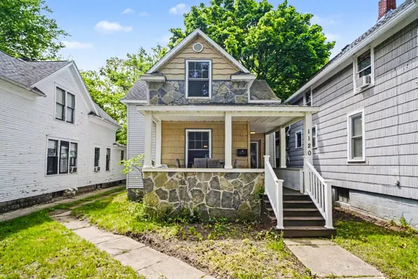 1120 Michigan Avenue, St. Joseph, MI 49085