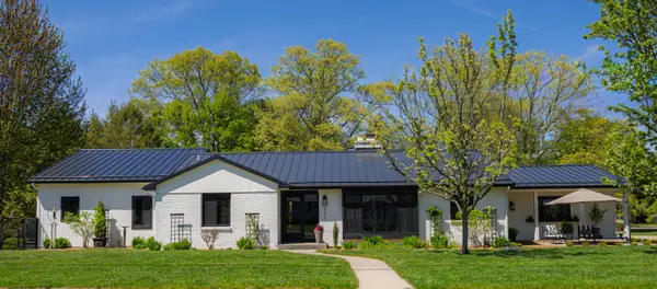802 W Lowell Street, Ludington, MI 49431