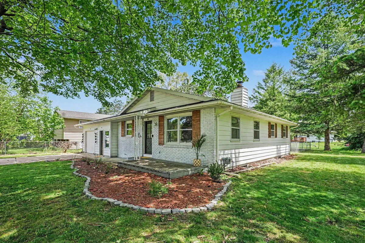 402 Charles Street, Paw Paw, MI 49079 - #1