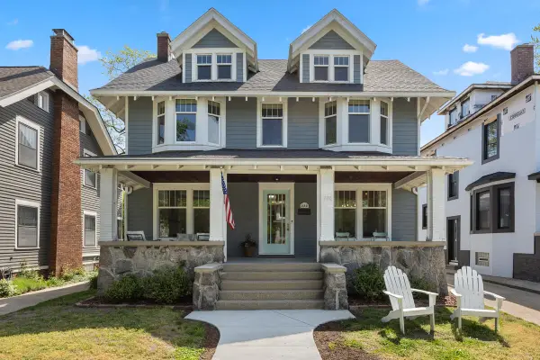 220 Hampton Avenue Se, Grand Rapids, MI 49506