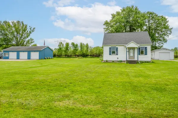 3156 W Lemon Creek Road, Bridgman, MI 49106