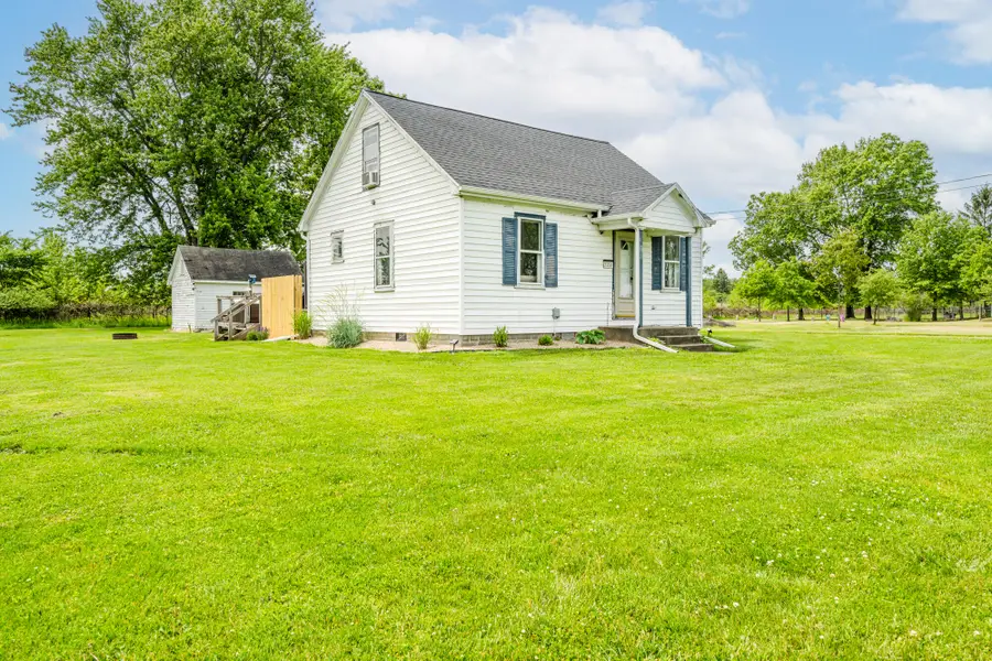 3156 W Lemon Creek Road, Bridgman, MI 49106 - #2