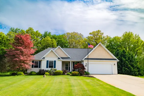 25283 Silver Oaks Boulevard, Mattawan, MI 49071