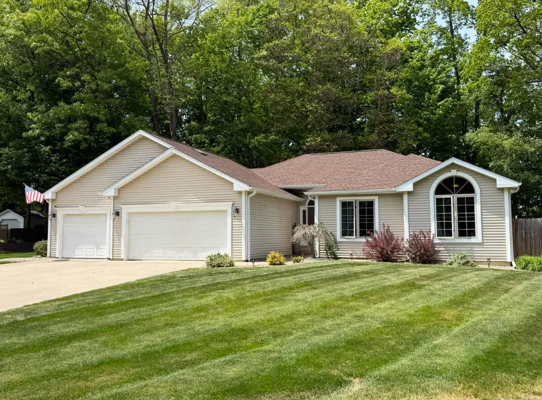 55800 Cedar Lane, Paw Paw, MI 49079 - #1