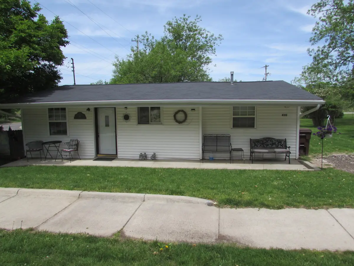 430 W Race Street, Leslie, MI 49251 - #1