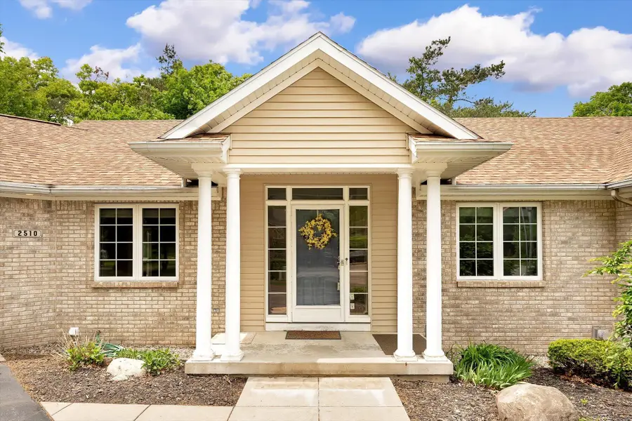 2510 Thoreau Court Ne, Grand Rapids, MI 49525 - #3