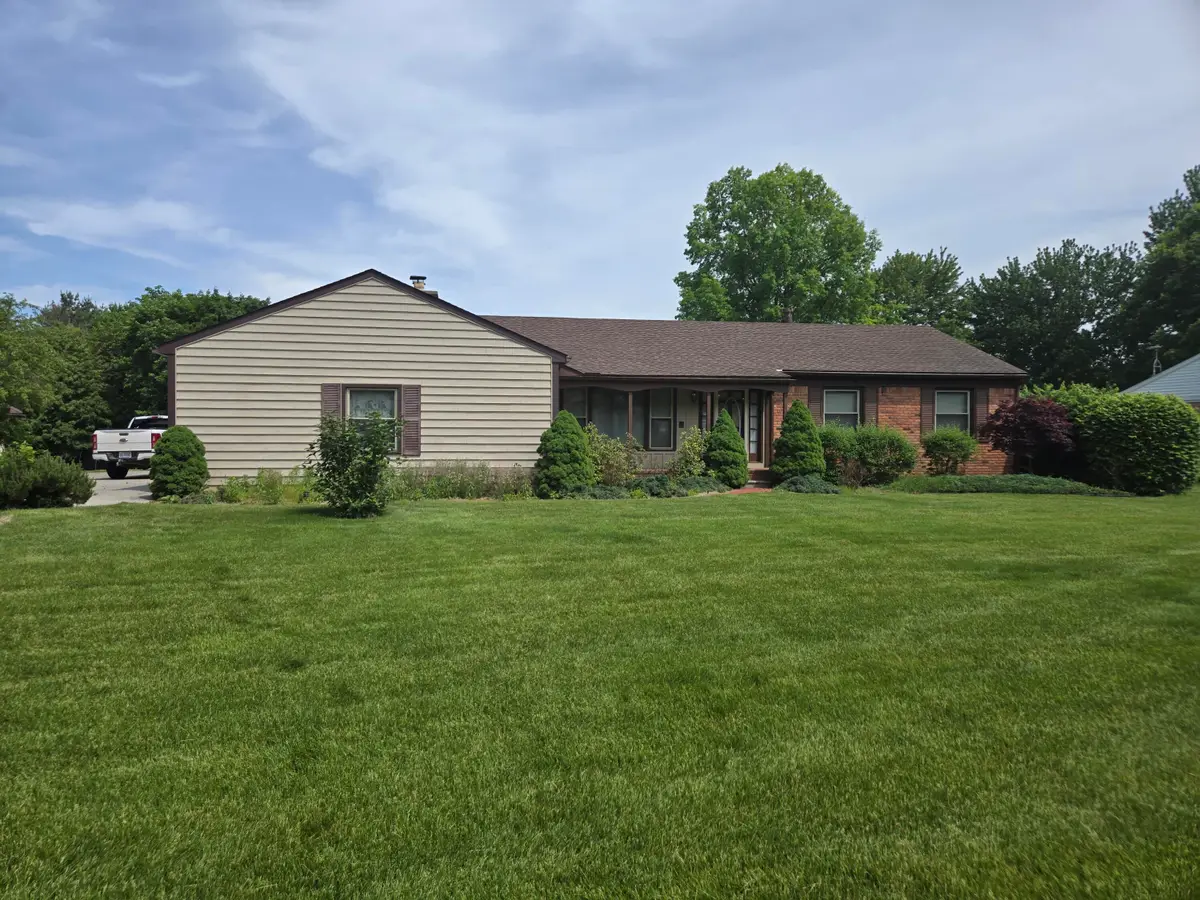 5827 Pine View Drive, Ypsilanti, MI 48197 - #1