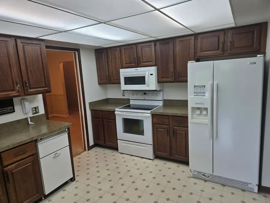 5827 Pine View Drive, Ypsilanti, MI 48197 - #3