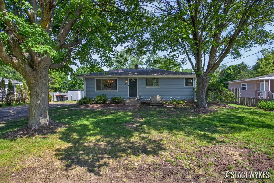 749 Lillian Street, Holland, MI 49424 - #2