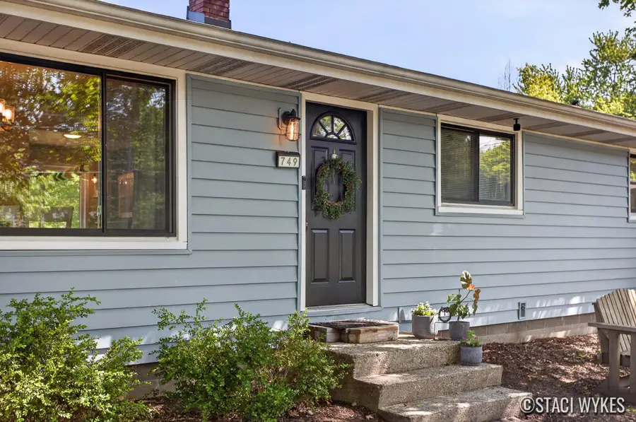 749 Lillian Street, Holland, MI 49424 - #3
