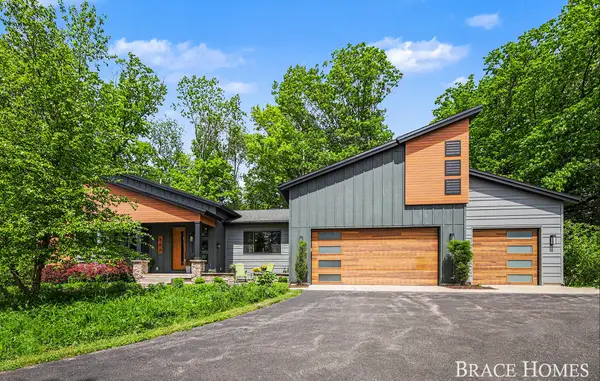 6234 Hall Street Se, Grand Rapids, MI 49546
